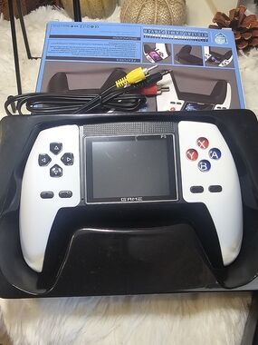 Handheld Game Console P5 - Black & White Portable Gaming